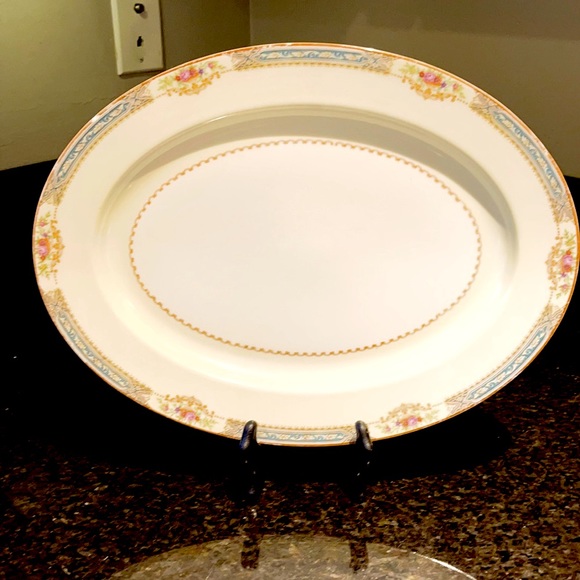 14-inch “Annette” Oval Serving Platter by ROSE China - Picture 1 of 11